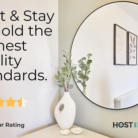 Host & - Golden Lion Whitby