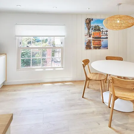 Golden Lion Apartment